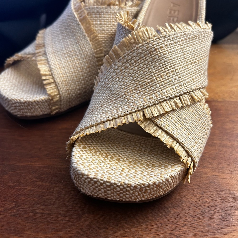 AEROSOLES Tan Woven Sandals